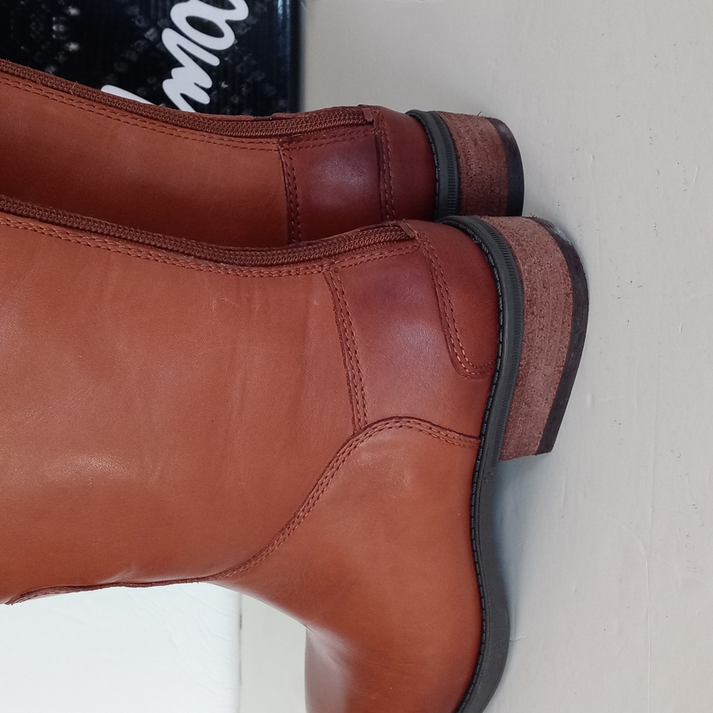 BRAND NEW SAM EDELMAN LEATHER BOOTS - Picture 9 of 16